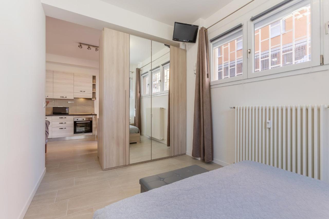 San Donato Fiere Essential Apartment W/Parking Bologna Exterior photo